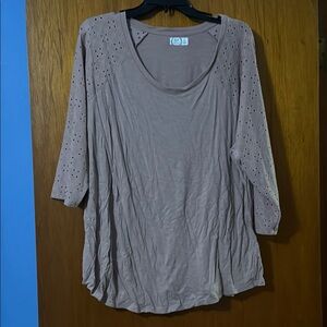 Women's Taupe Eyelet Sleeve Top